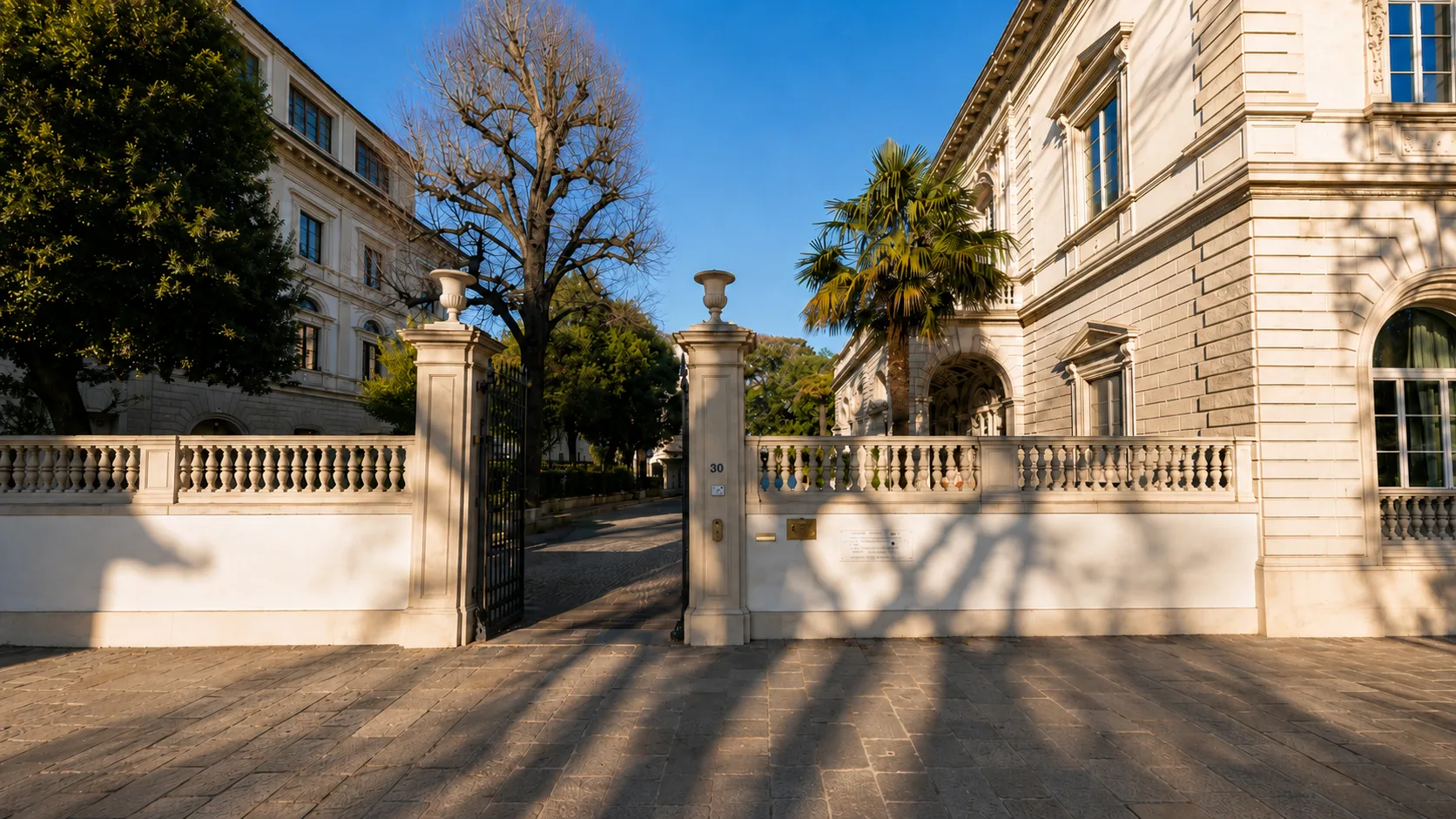 Ingresso dello Studio Legale Stancanelli in Piazza Massimo d’Azeglio 30 a Firenze